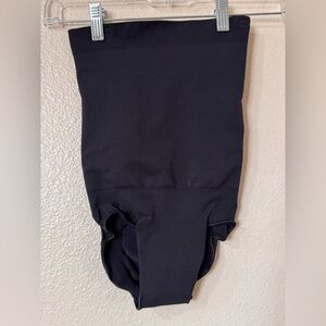 SKIMS Seamless Sculpt High Waisted Brief Onyx Black Sz M